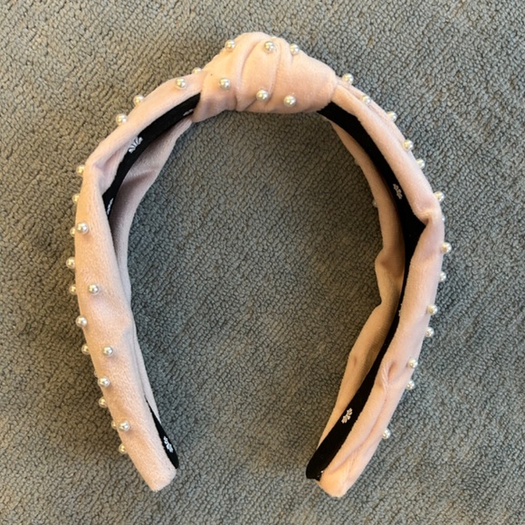 Lele Sadoughi light pink with pearls - Picture 3 of 6